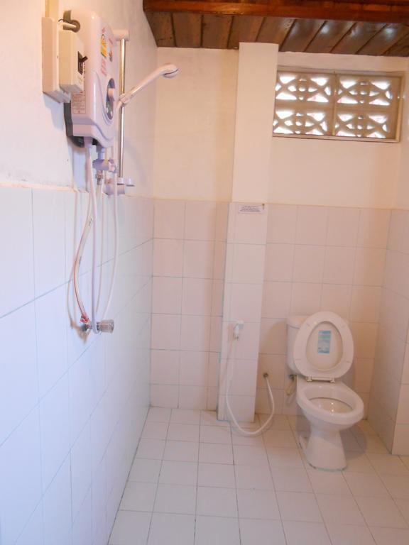 Zuela Guesthouse Луанг Намта Екстериор снимка
